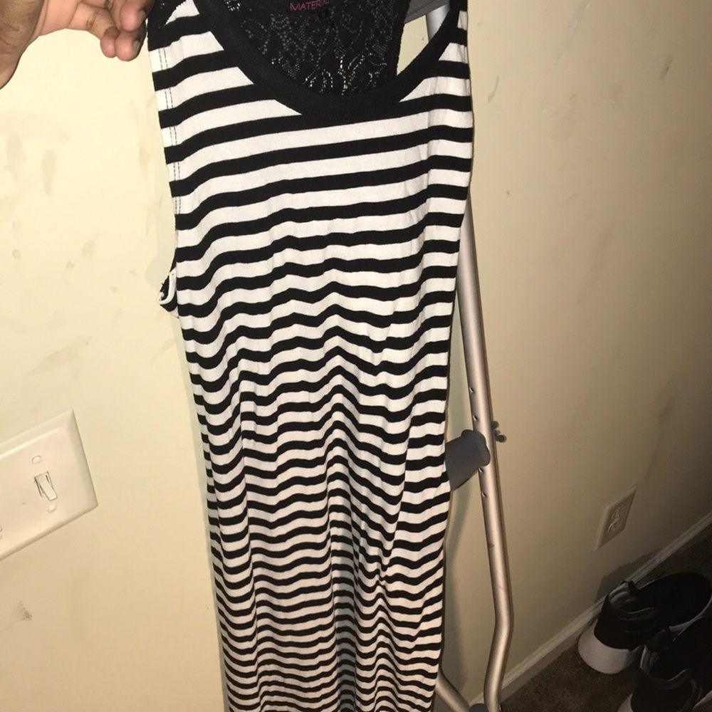Dress - Picture 3 of 3